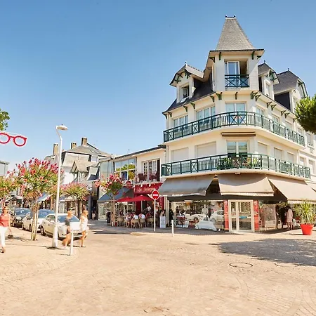 450m De La Plage, En Résidence Pour 4 La Baule-les-Pins